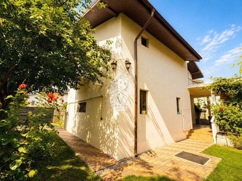 Comuna Berceni - Str.Macului Vila de vanzare